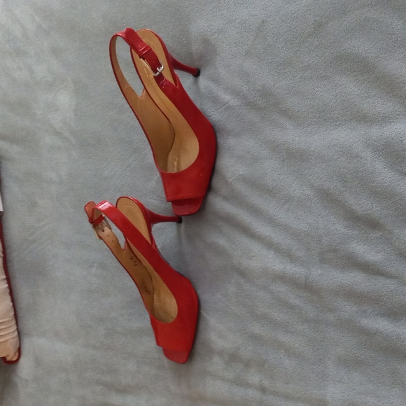 Stuart Weitzman red heel open toe shoe - Picture 6 of 7